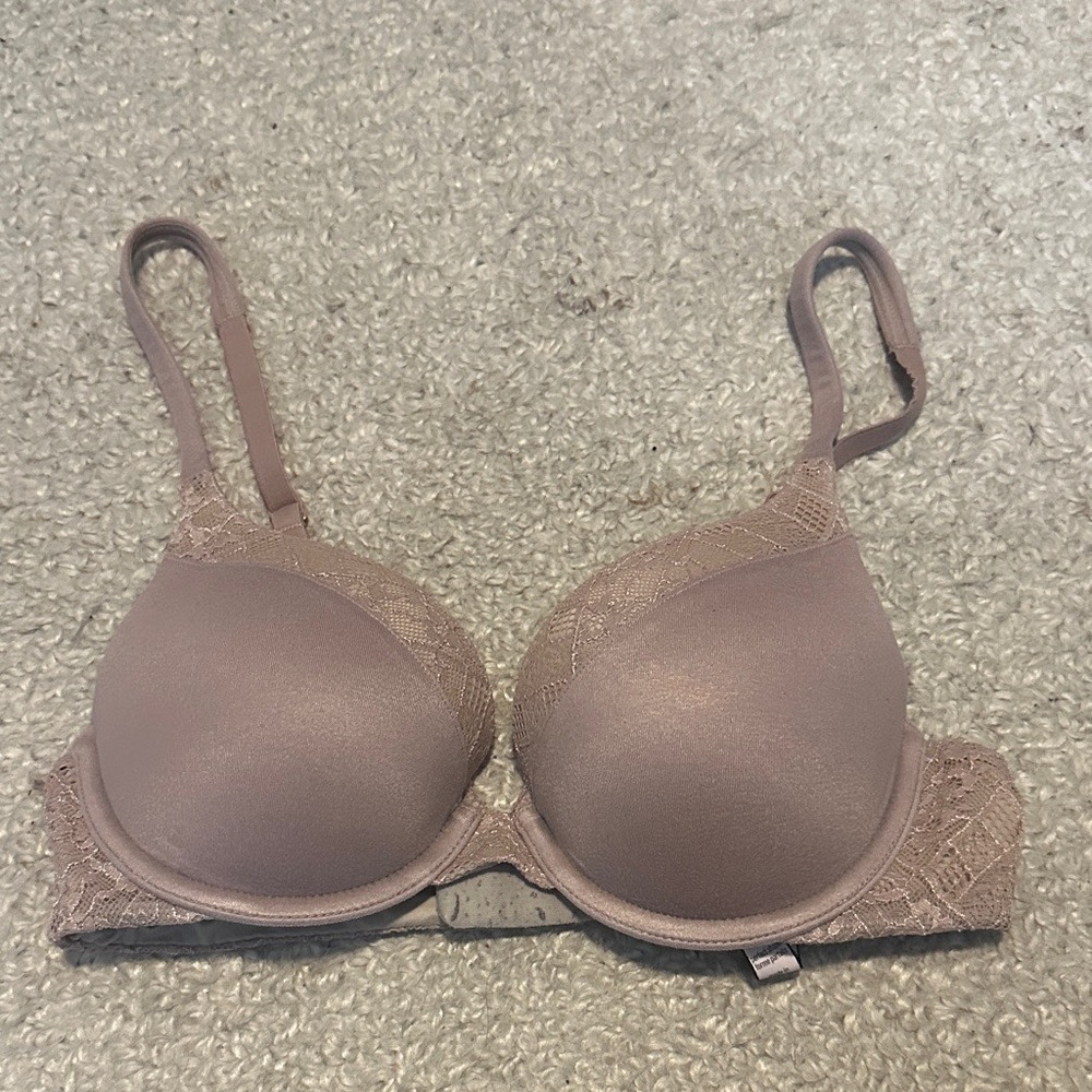 Victoria's Secret body by victoria perfect shape 32c